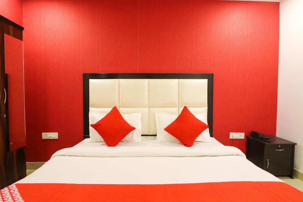 Hotel OYO 63841 White Orchid Indraprastha Exterior foto